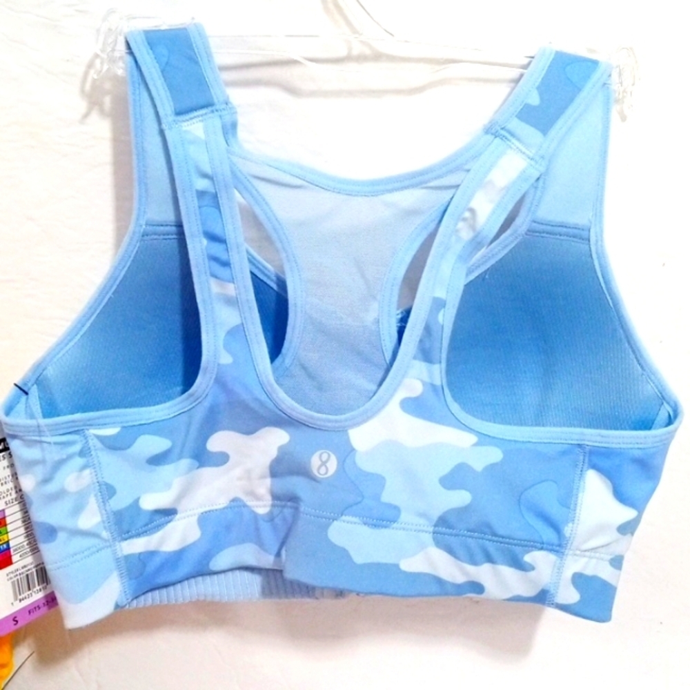 LAYER 8 BLUE CAMO FRONT ZIP MAXIMUM SUPPORT SPORTS BRA SIZE SMALL NWT - Picture 3 of 4